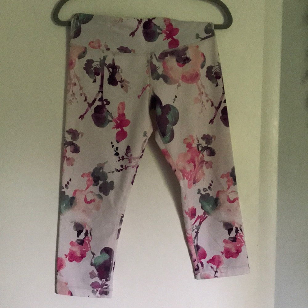 Lululemon crop leggings